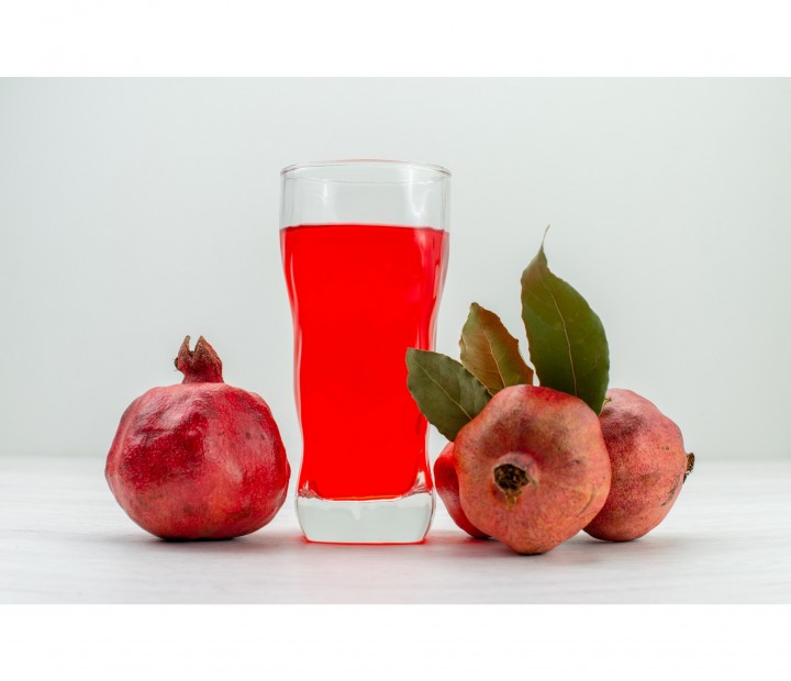 <h6 class='prettyPhoto-title'>Pomegranate Juice</h6>