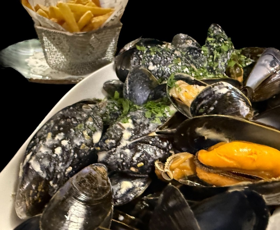 <h6 class='prettyPhoto-title'>Moules de Dunkerque & Frites</h6>