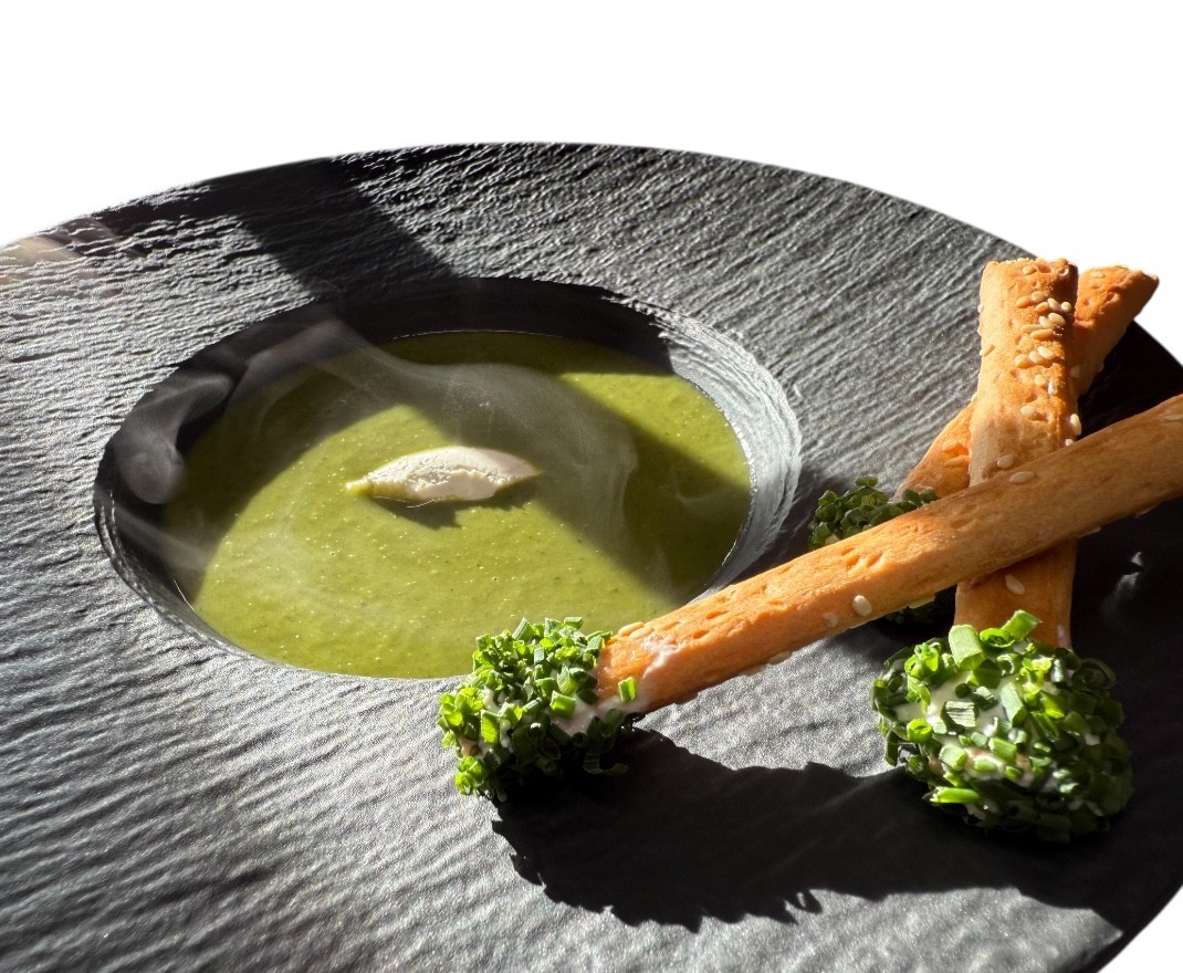 <h6 class='prettyPhoto-title'>Velouté d'asperge / gressin au fromage frais </h6>