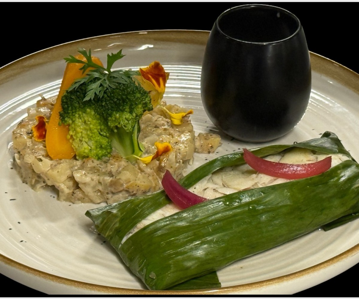 <h6 class='prettyPhoto-title'>Raie en feuille de banane, sauce à l'estragon</h6>