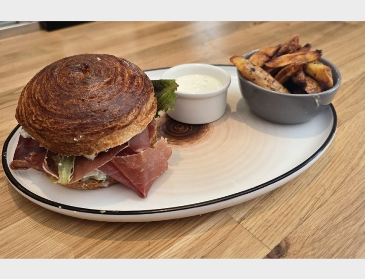 <h6 class='prettyPhoto-title'>BUNS JAMBON de SERRANO </h6>